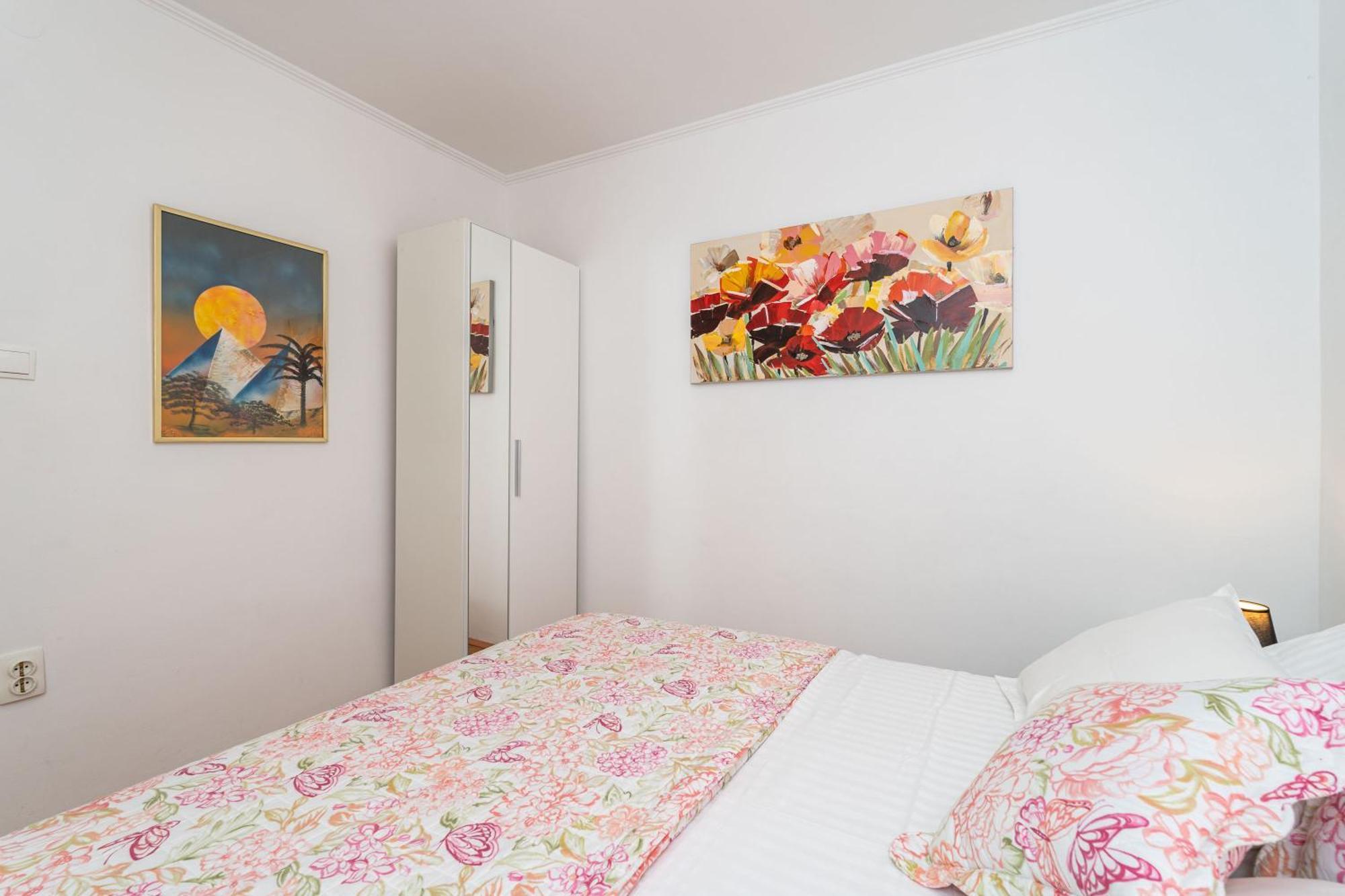 Apartments And Room Lora 두브로브니크 객실 사진
