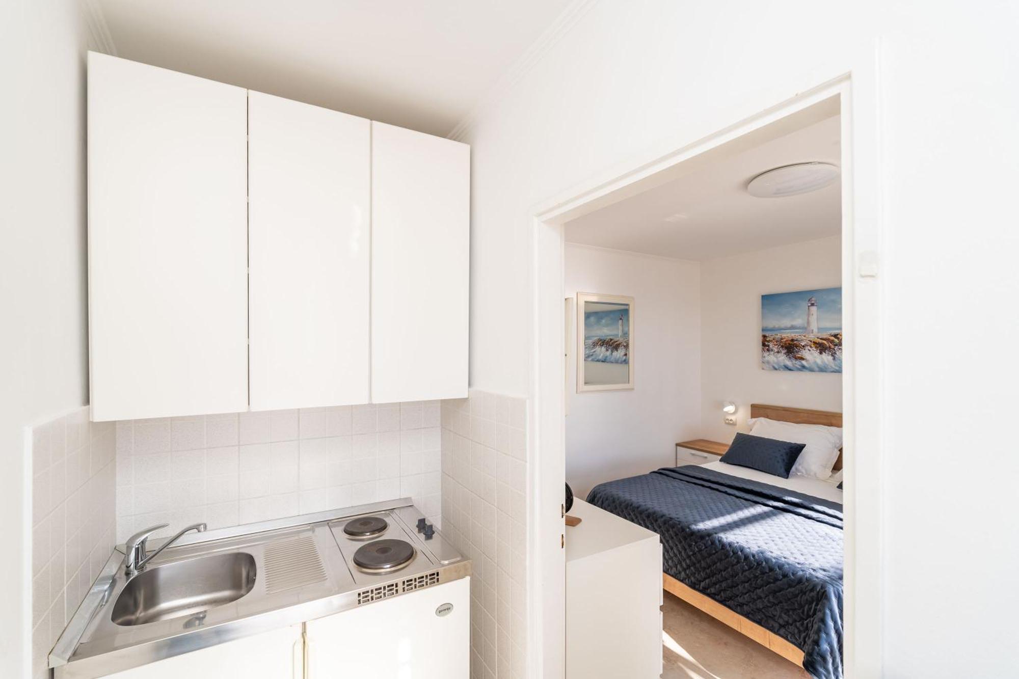 Apartments And Room Lora 두브로브니크 외부 사진